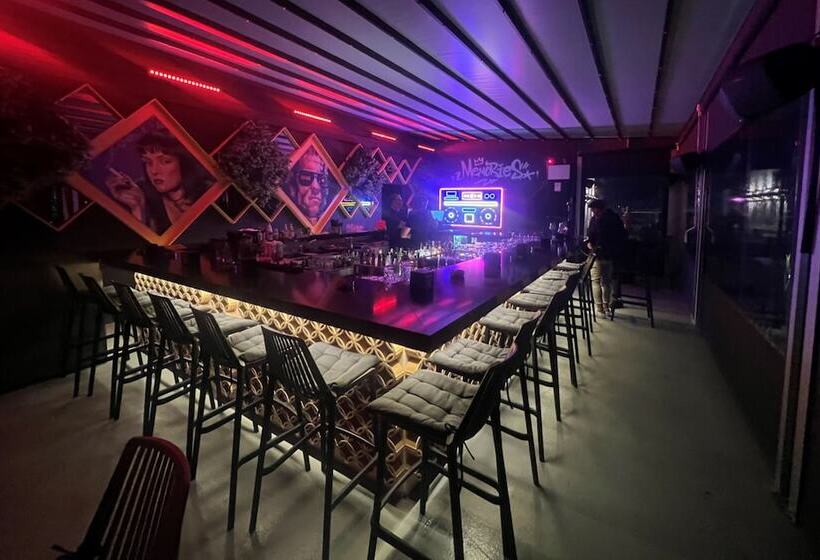 Fotos del hotel Rise:  2