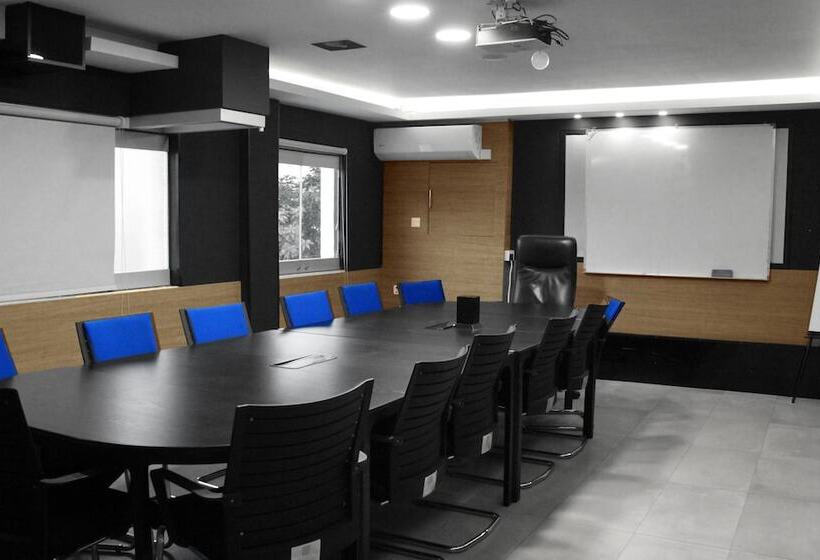 Fotos del hotel Rise:  3