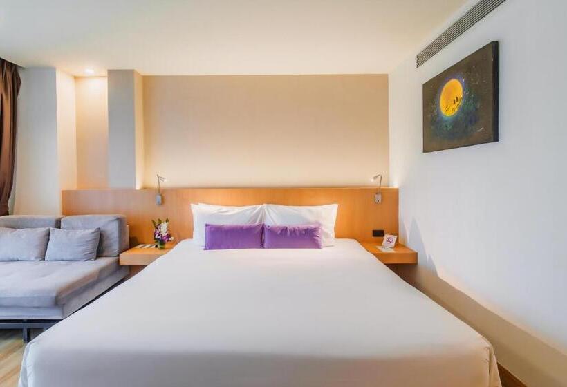 Fotos del hotel The Lunar Patong:  2