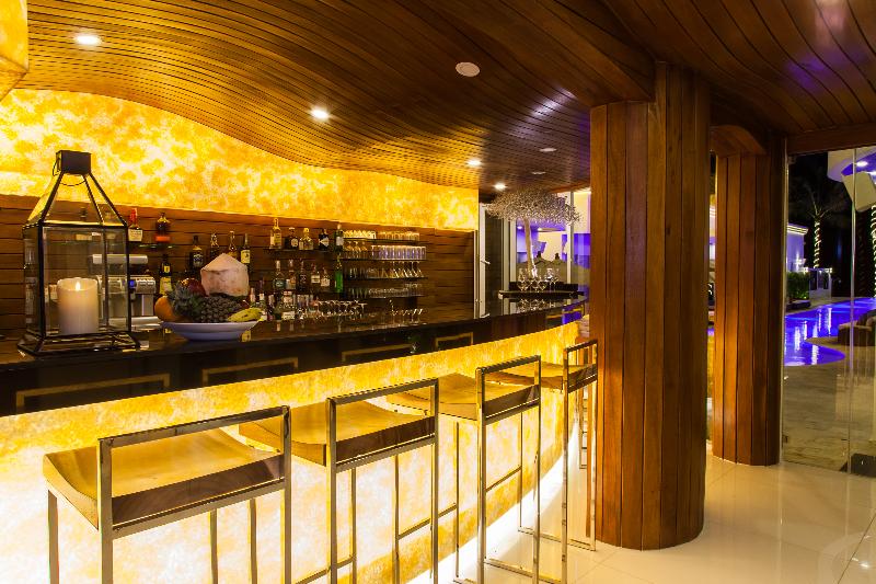 Fotos del hotel The Privilege  Ezra Beach Club:  14