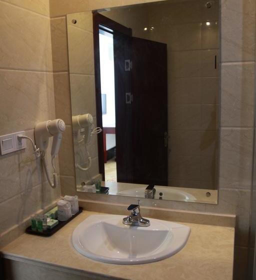 Fotos del hotel Shanghai Shuiting Holiday:  13