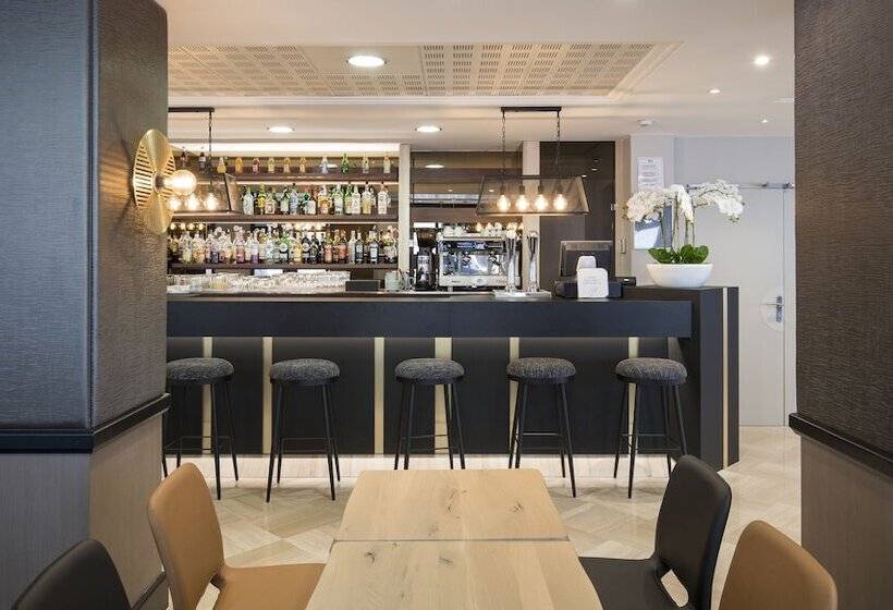 Fotos del hotel Hôtel National:  5