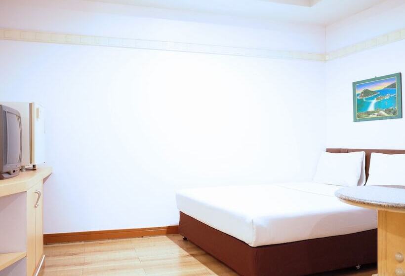 Fotos del hotel The Bavana Surawong Bangkok:  11