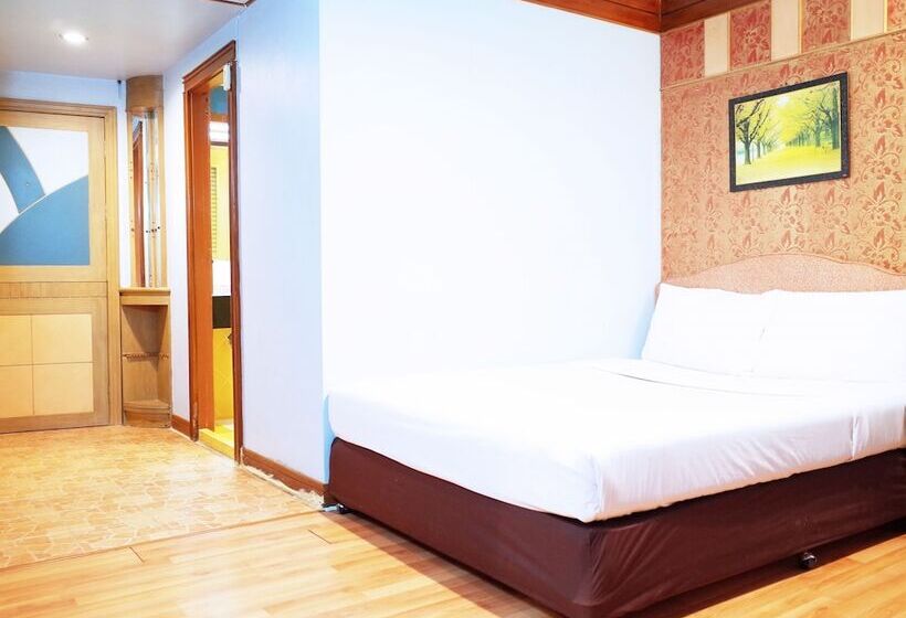 Fotos del hotel The Bavana Surawong Bangkok:  18