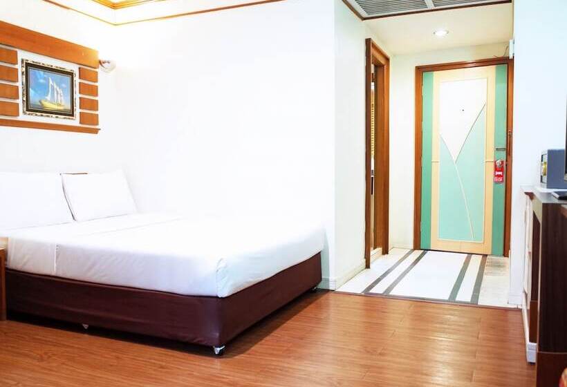 Fotos del hotel The Bavana Surawong Bangkok:  23