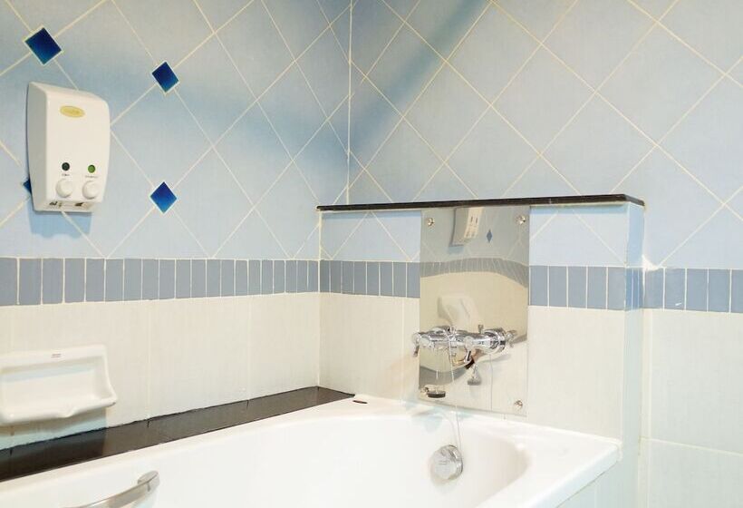 Fotos del hotel The Bavana Surawong Bangkok:  4