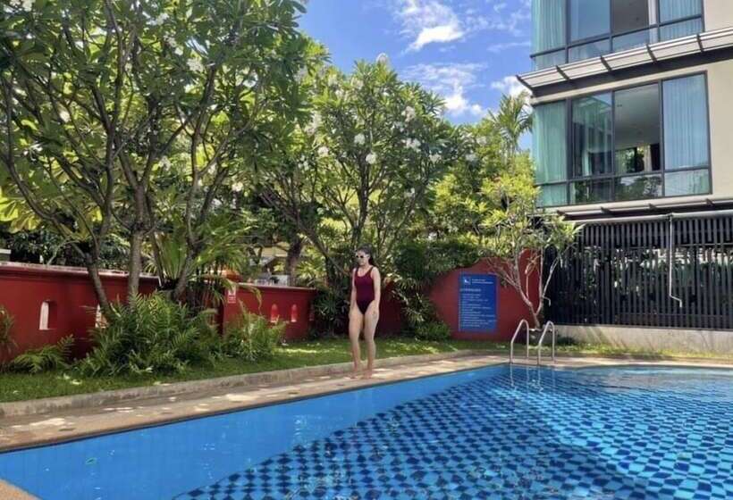 Chiang Mai Thai House,thapae