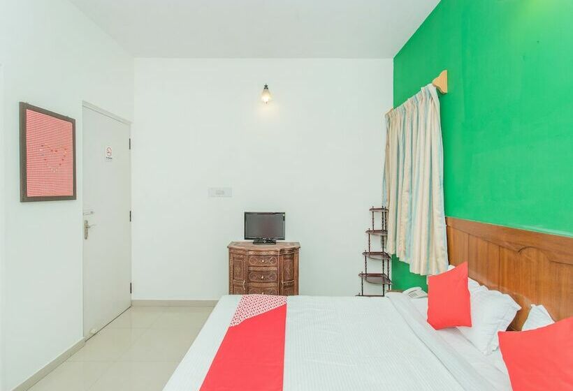 Fotos del hotel OYO 761 Hermitage Apartments:  6