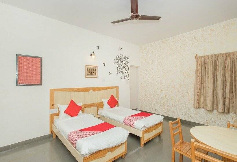 Fotos del hotel OYO 761 Hermitage Apartments:  12