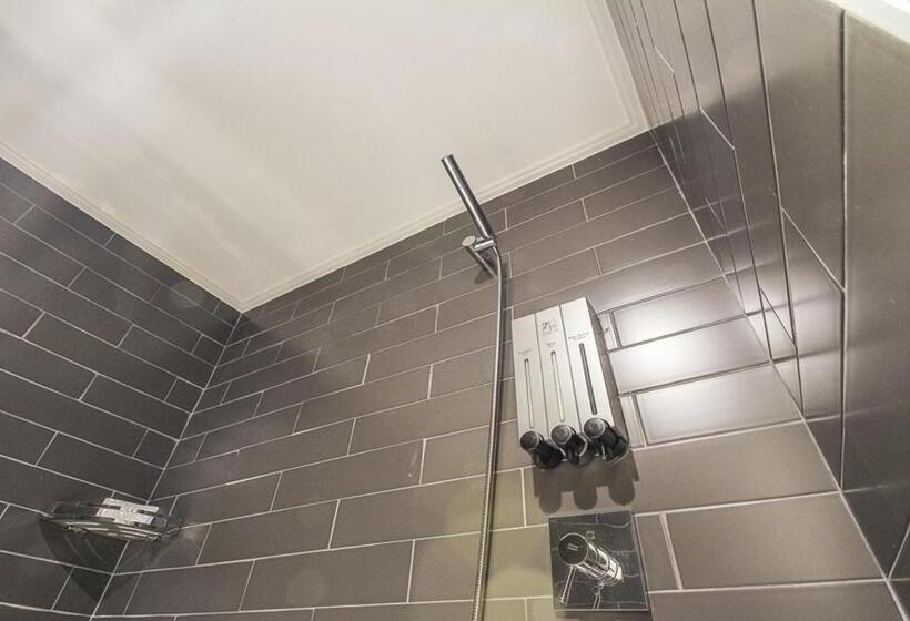 Fotos del hotel 2.4:  16