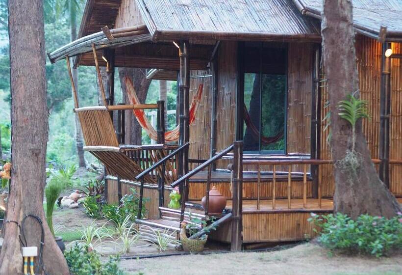 Fotos del hotel Eco Lanta Hideaway Beach Resort:  5