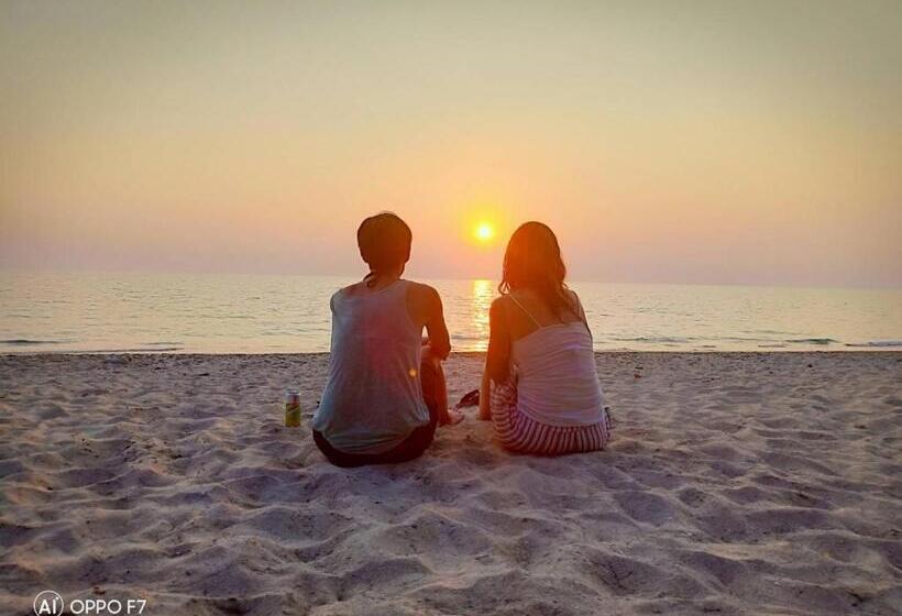 Fotos del hotel Eco Lanta Hideaway Beach Resort:  14