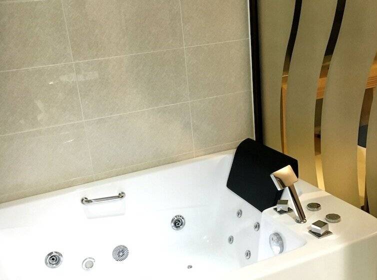 Fotos del hotel K Tourist:  11