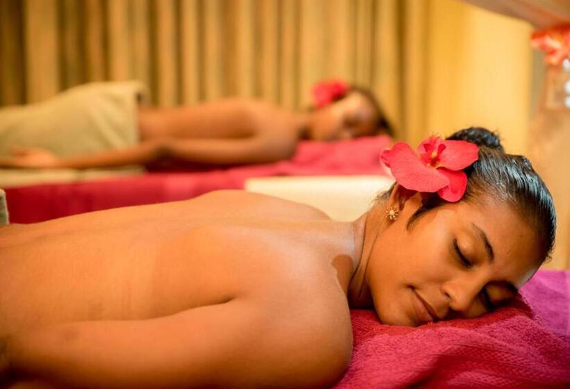 Fotos del hotel Oasis  Restaurant & Spa:  15