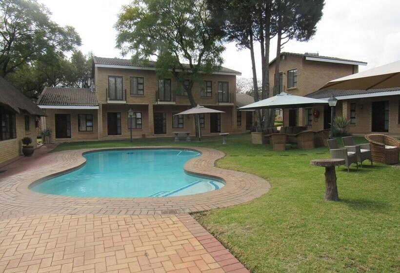 Fotos del hotel Hoyohoyo Chartwell Lodge:  10