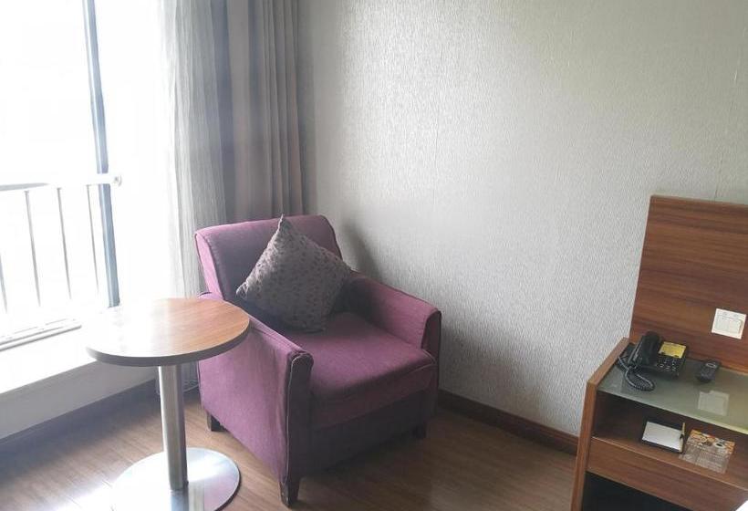 Fotos del hotel Yitel:  15