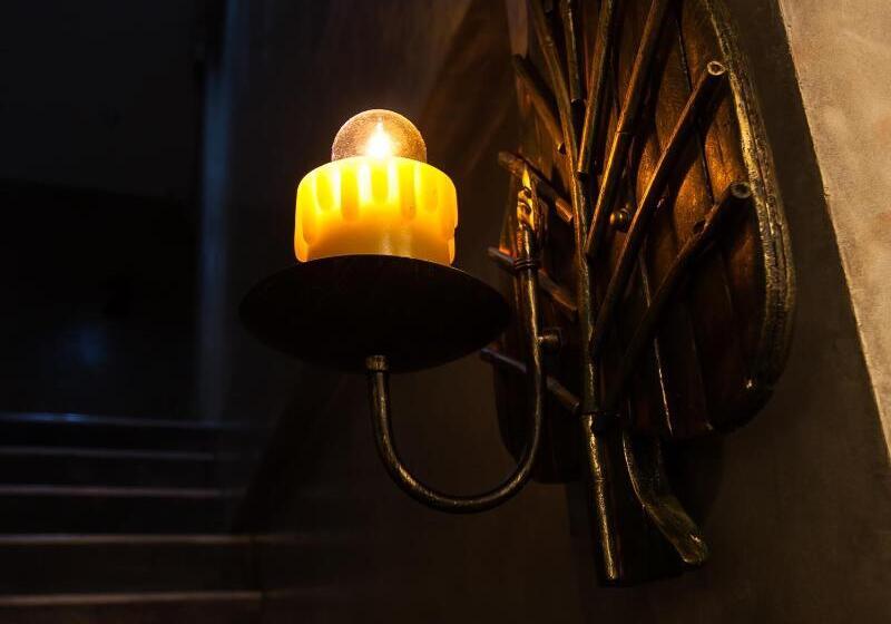 Fotos del hotel Journey Hostel Surat:  13