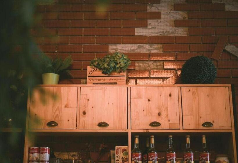 Fotos del hotel Journey Hostel Surat:  20