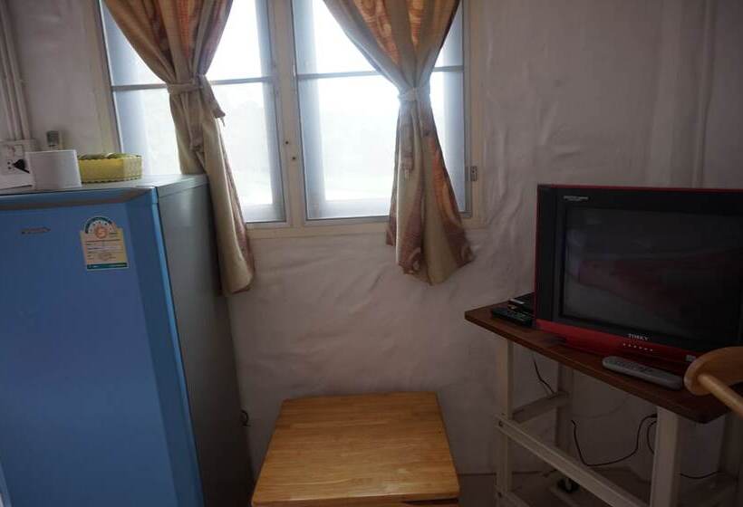 Whiterock Resort Pakchong