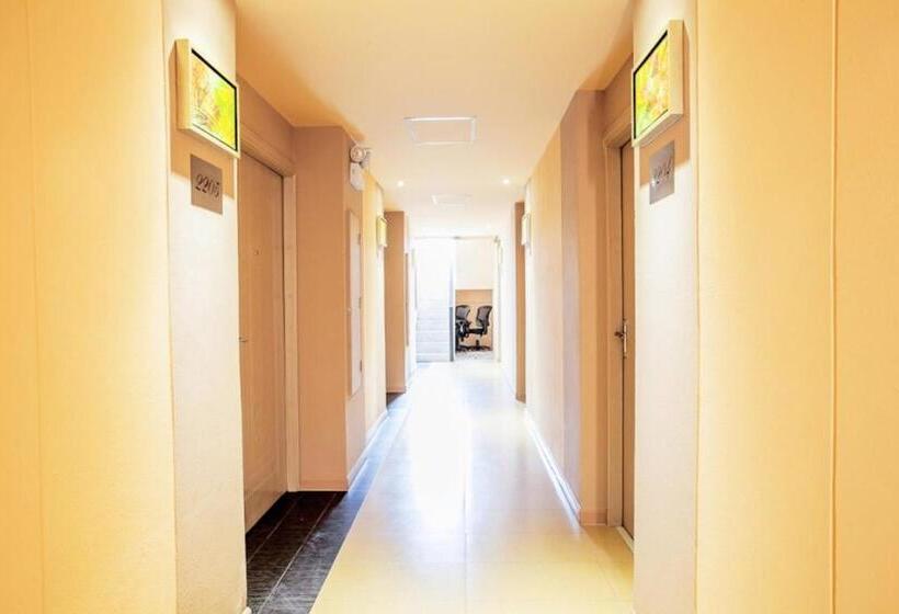 Fotos del hotel D Day Suite:  11