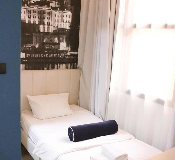 Fotos del hotel Passport Garni:  1