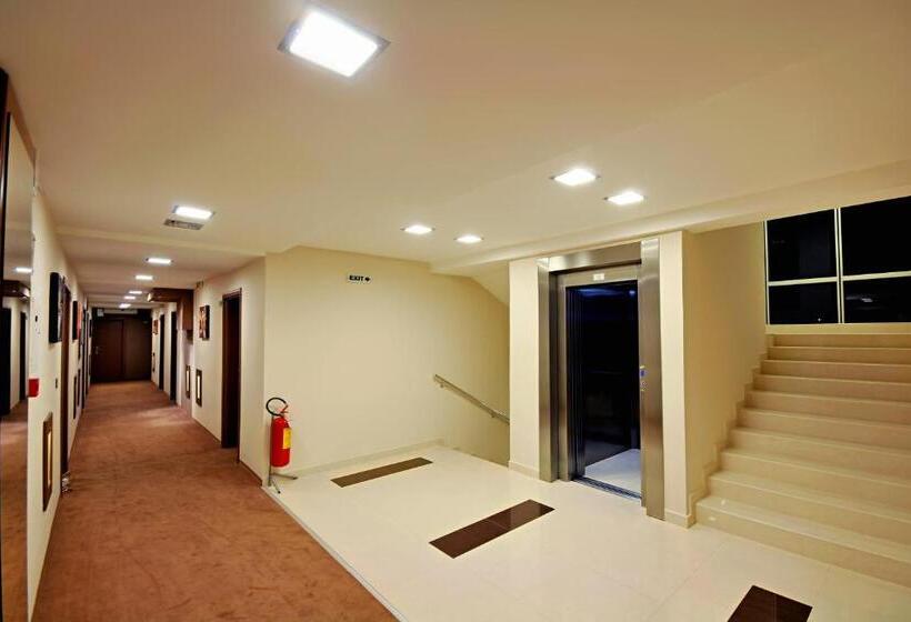 Fotos del hotel Tami Residence:  18