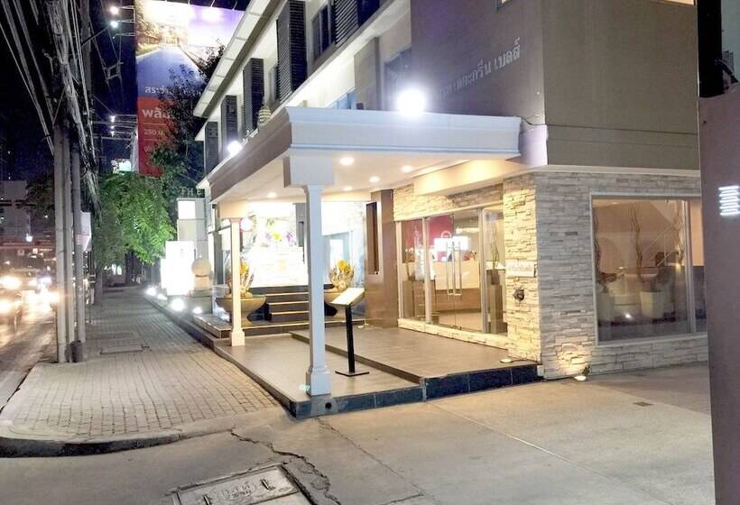 Fotos del hotel The Green Bells New Petchburi:  5