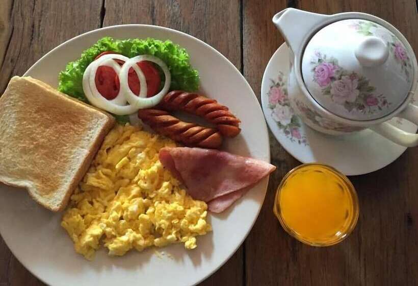 Fotos del hotel The Green Bells New Petchburi:  7