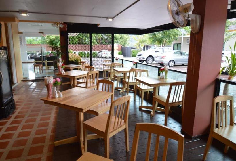 Fotos del hotel The Jasmine Nai Harn Beach Resort And Spa:  5