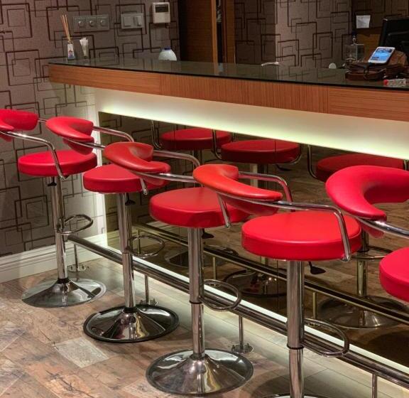 Fotos del hotel City  Plovdiv:  11