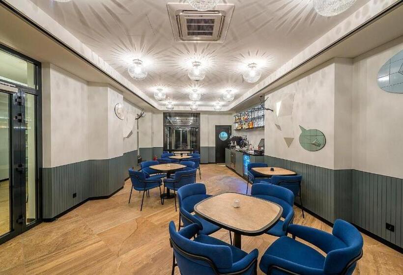 Fotos del hotel Artagonist Art:  10