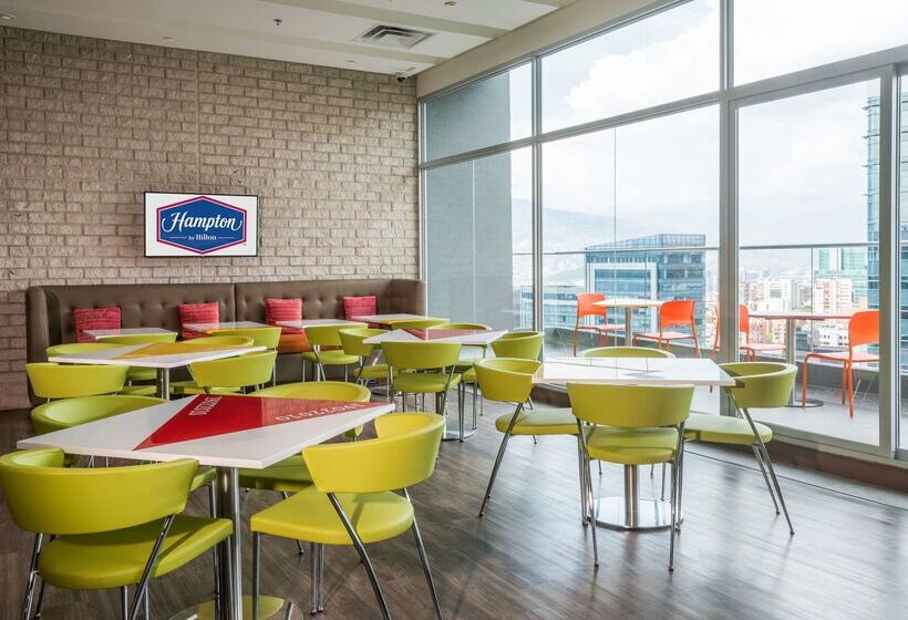 Fotos del hotel Hampton By Hilton Medellin:  23