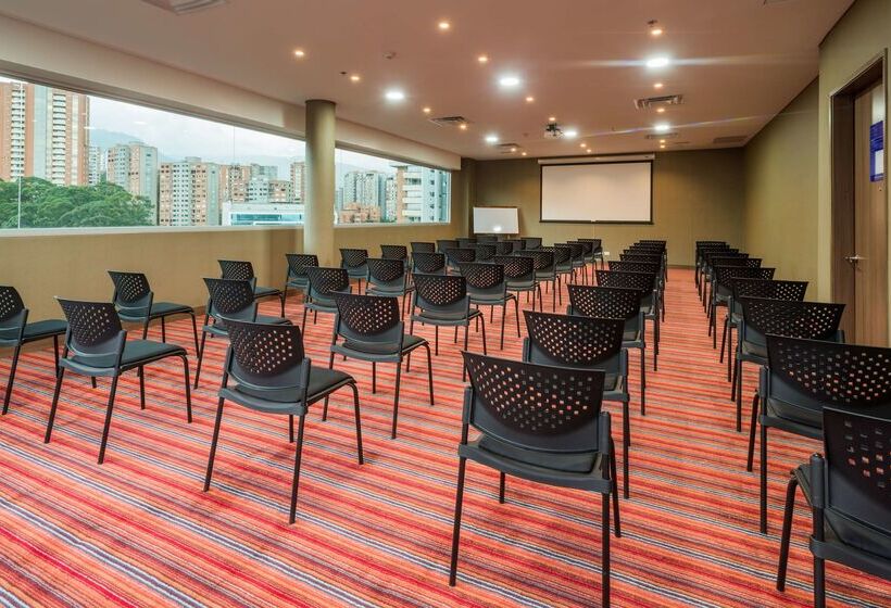 Fotos del hotel Hampton By Hilton Medellin:  14