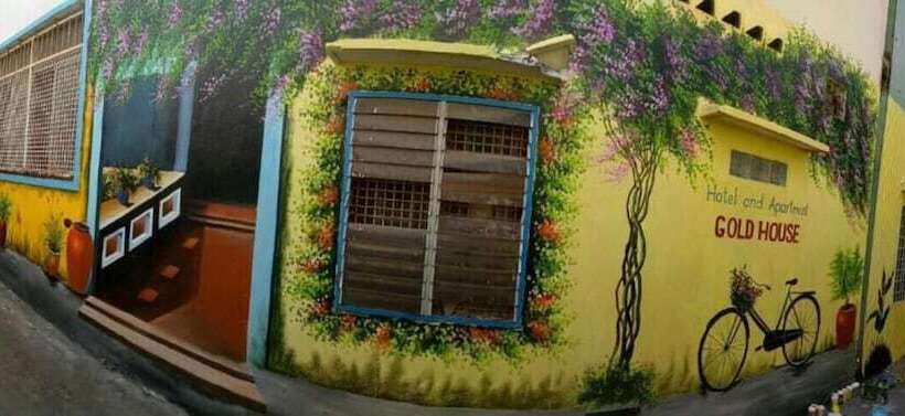 Fotos del hotel Gold House:  25