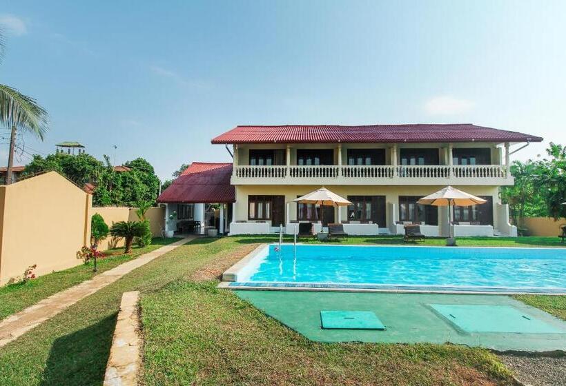 Fotos del hotel Kalla Bongo Lake Resort:  4