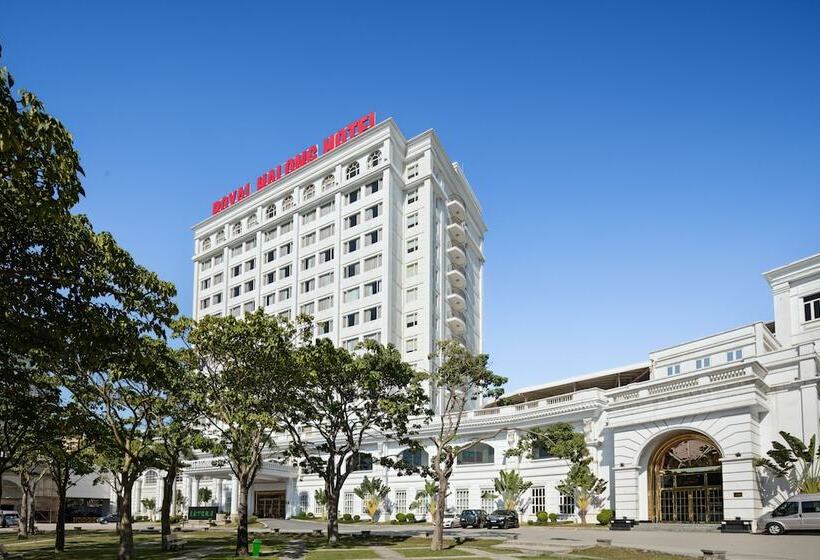 Fotos del hotel Royal Halong:  10