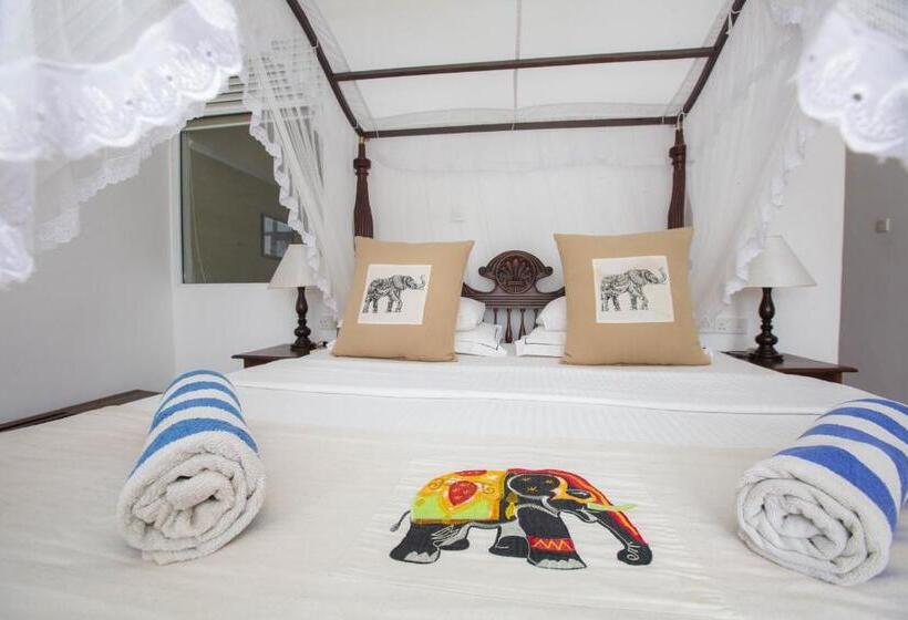 Fotos del hotel Sea World Boutique:  18