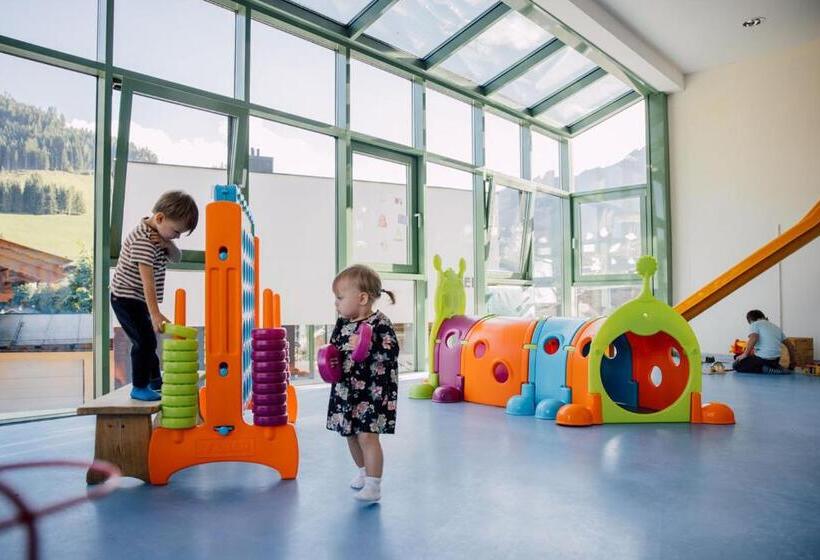 Fotos del hotel Adler Resort:  5