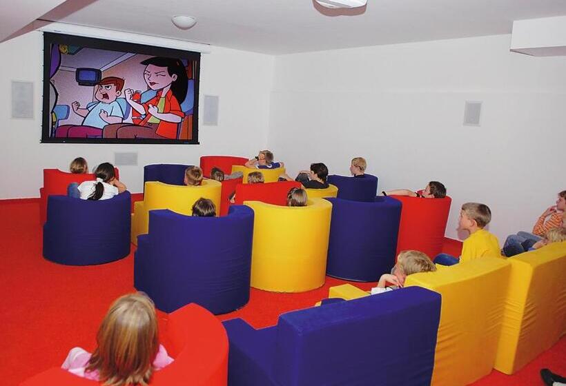 Fotos del hotel Adler Resort:  24