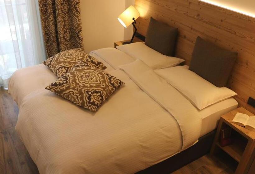 Fotos del hotel Adler Resort:  9