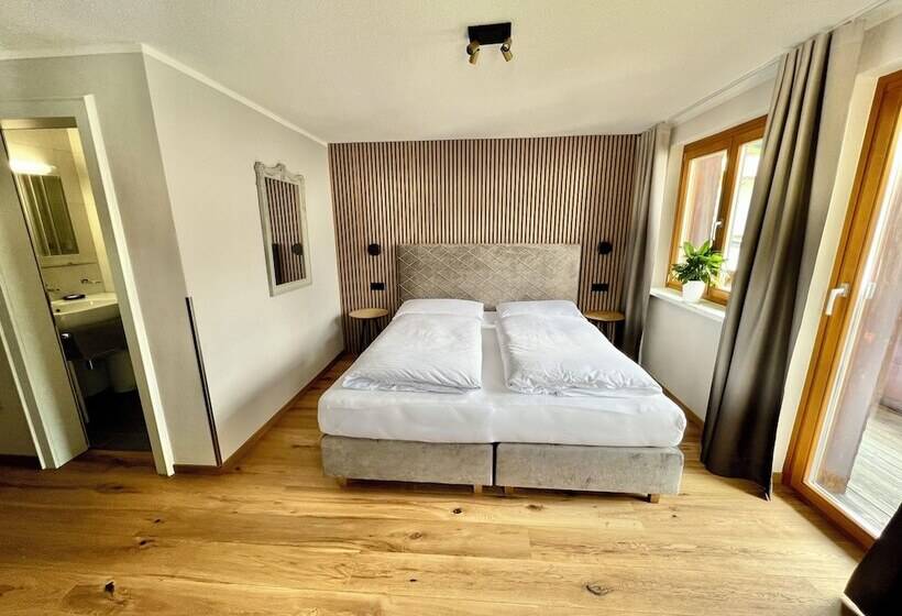 Fotos del hotel Haus Schrofenstein:  7