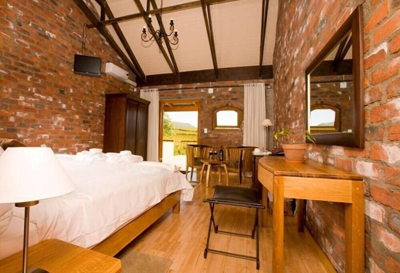 Lovane Boutique Wine Estate