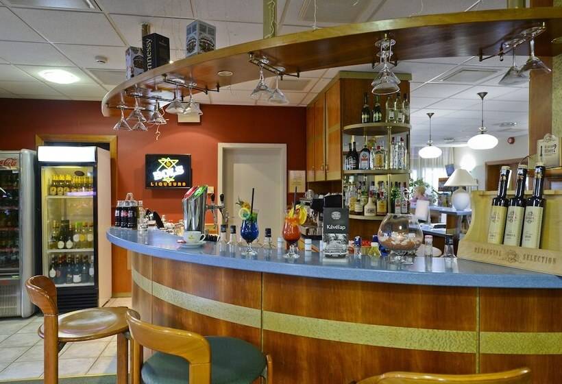 Fotos del hotel Unicornis:  6