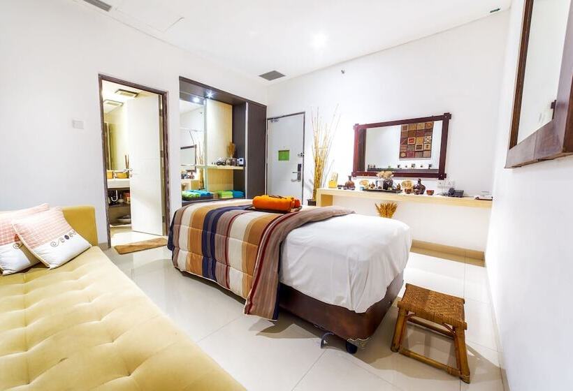 Clove Garden Hotel & Residence