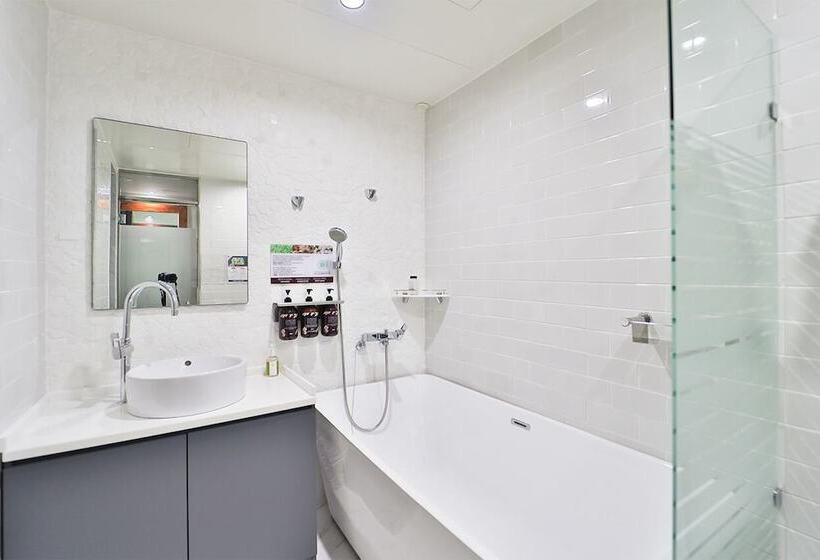 Fotos del hotel February  Hwanggeum:  12