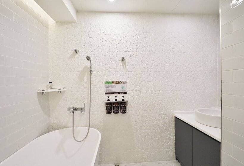 Fotos del hotel February  Hwanggeum:  15