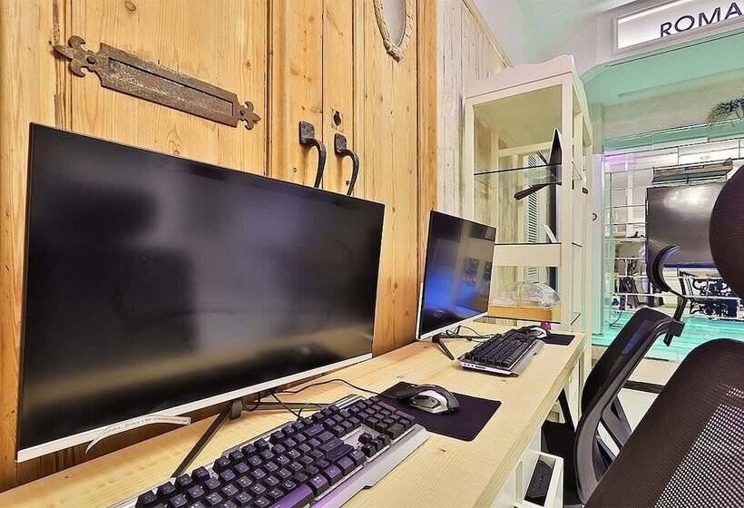 Fotos del hotel February  Hwanggeum:  3