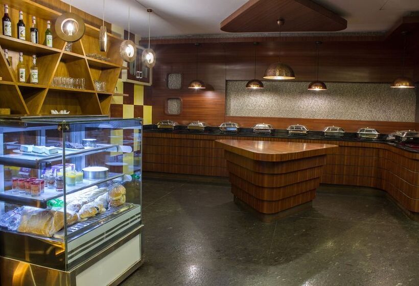 Fotos del hotel Ni Ambaari Suites:  5