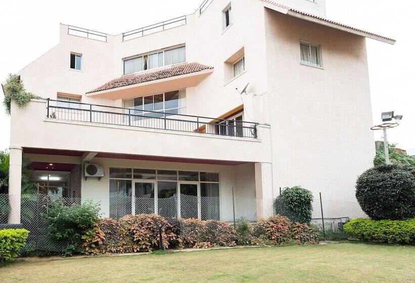 Fotos del hotel Treebo Trend Fort Club:  7