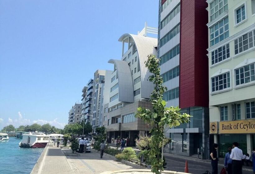 Fotos del hotel Kaani Lodge:  23